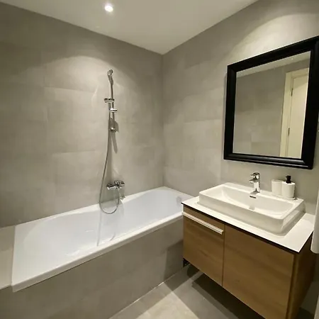 18 Апартаменты *