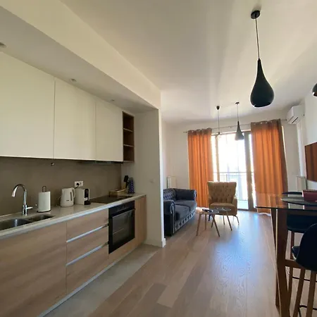 18 Апартаменты