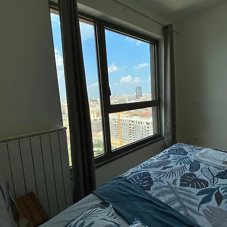 18 Апартаменты